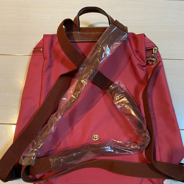 LONGCHAMP(ロンシャン)の♡新品未使用♡Longchampリュック 薄赤(Fig) レディースのバッグ(リュック/バックパック)の商品写真