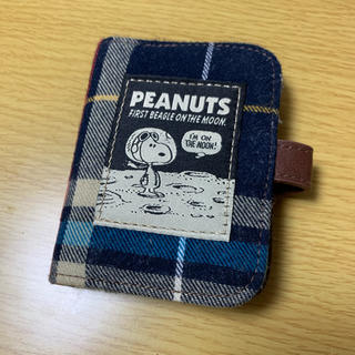 ピーナッツ(PEANUTS)のスヌーピー　カードケース(パスケース/IDカードホルダー)