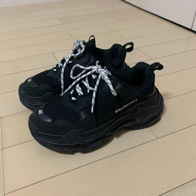 バレンシアガ　balenciaga triples トリプルエス40