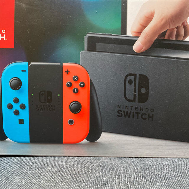 Nintendo Switch(ニンテンドースイッチ)のNintendo Switch （旧型） おまけ付き エンタメ/ホビーのゲームソフト/ゲーム機本体(家庭用ゲーム機本体)の商品写真