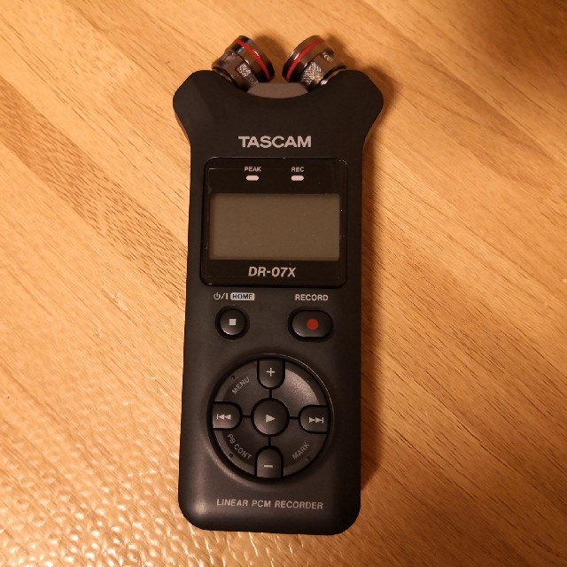 オーディオ機器TASCAM DR-07X　オーディオインターフェース搭載ステレオリニアPCMレ