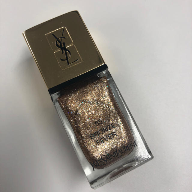 Yves Saint Laurent Beaute(イヴサンローランボーテ)のお値下げ♡美品♡イヴサンローラン ラ ラッククチュール No.55 コスメ/美容のネイル(マニキュア)の商品写真