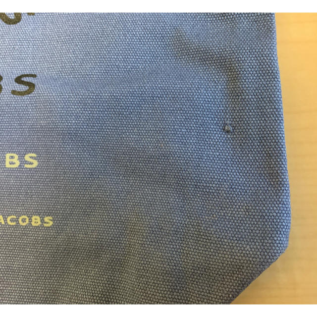 MARC BY MARC JACOBS(マークバイマークジェイコブス)のマーク　トートバッグ　ネイビー レディースのバッグ(トートバッグ)の商品写真