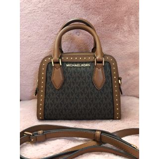 マイケルコース(Michael Kors)のマイケルコース 茶系バッグ(ハンドバッグ)