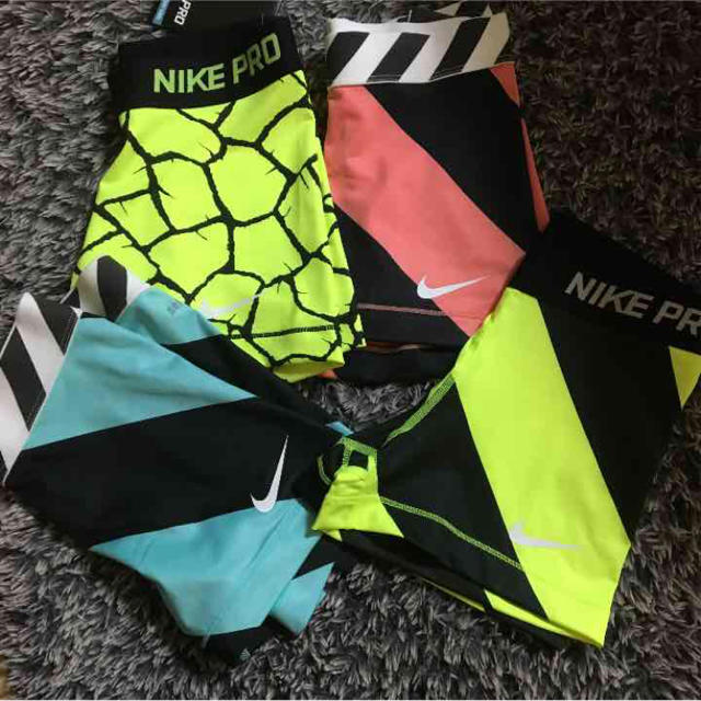 NIKE(ナイキ)の新品♡NIKE♡ベースレイヤー レディースのパンツ(その他)の商品写真