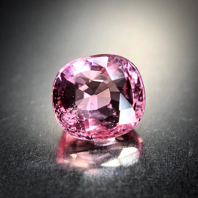 繊細にきらめく”睡蓮色” 0.89ct 天然 パパラチァサファイア レディースのアクセサリー(リング(指輪))の商品写真