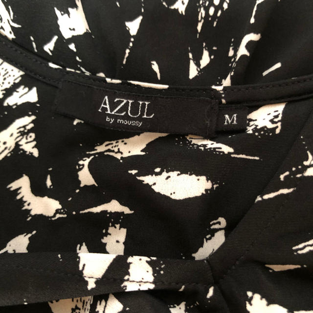 AZUL by moussy(アズールバイマウジー)のAZUL by moussy Vネックタンクトップ レディースのトップス(タンクトップ)の商品写真