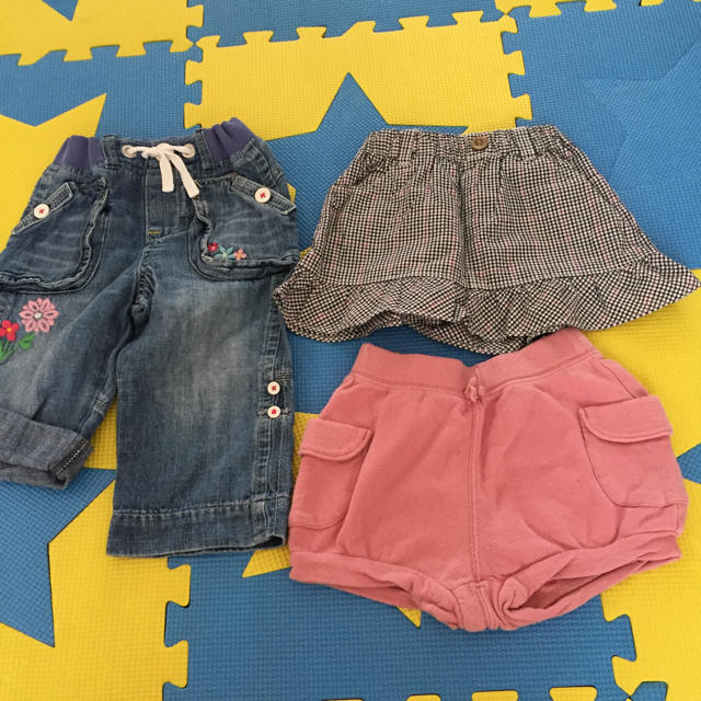 babyGAP(ベビーギャップ)の女の子ボトムス3点セット♡80 キッズ/ベビー/マタニティのベビー服(~85cm)(パンツ)の商品写真