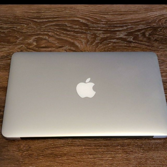 Apple(アップル)の値下げ！！MacBook Air2014 11inch Corei5 美品 スマホ/家電/カメラのPC/タブレット(ノートPC)の商品写真