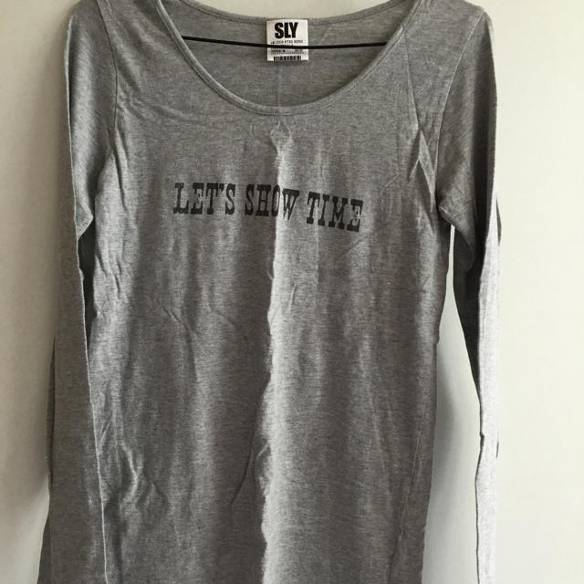 SLY(スライ)のSLY ロンＴ レディースのトップス(Tシャツ(長袖/七分))の商品写真