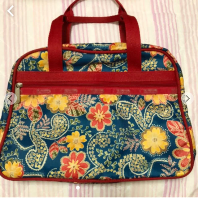 LeSportsac(レスポートサック)の貴重❣️レスポートサック   ポーチ付き　オーバーナイター　和柄テイスト レディースのバッグ(トートバッグ)の商品写真