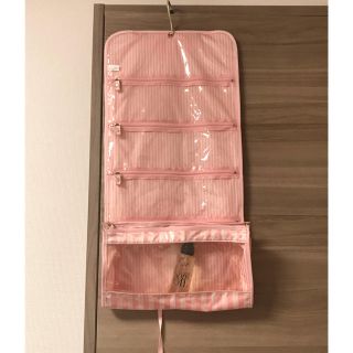 ヴィクトリアズシークレット(Victoria's Secret)のVICTORIA’S SECRET トラベルポーチ(旅行用品)