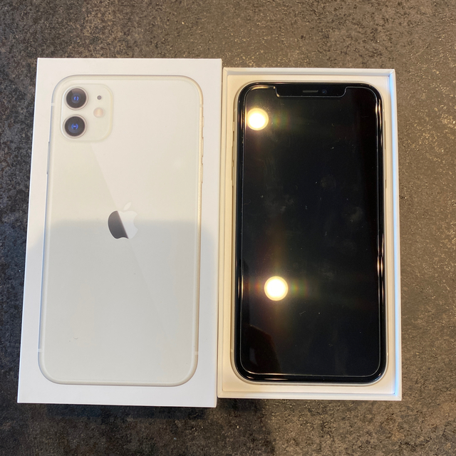 楽ギフ_包装】 Apple ホワイト 128GB iPhone11 - スマートフォン本体