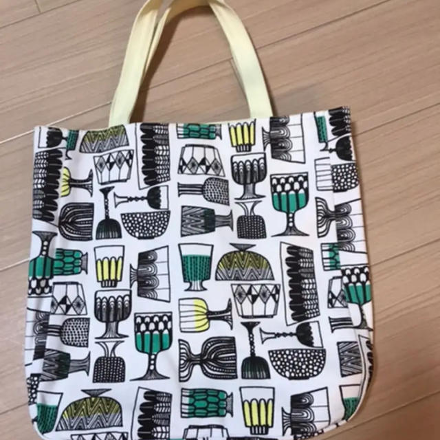 marimekko(マリメッコ)の美品★マリメッコ　キッピス　トートバッグ レディースのバッグ(トートバッグ)の商品写真