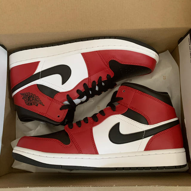 supremeNIKE JORDAN1 MID CHICAGO BLACK TOE 27.5