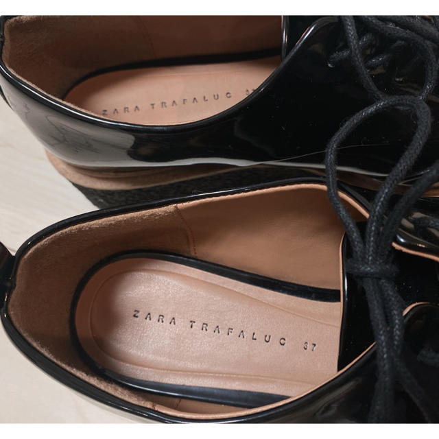 ZARA(ザラ)の完売！zara エナメル　ローファー　ステラマッカートニー風 レディースの靴/シューズ(ローファー/革靴)の商品写真