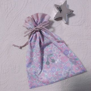 ☆Liberty Betsy☆UNICORNカーサノンナ限定ラメ入り新色　巾着M(外出用品)