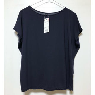ユニクロ(UNIQLO)の新品タグ付　UNIQLO ユニクロ　ドレープクルーネックTシャツ(Tシャツ(半袖/袖なし))
