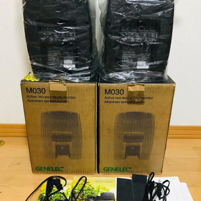 GENELEC M30 ペア　DTMモニタースピーカー 3