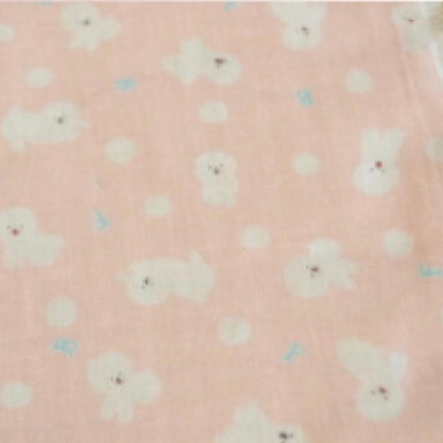 ダブルガーゼ  生地　ハギレ  もふもふワンコ　ピンク ハンドメイドの素材/材料(生地/糸)の商品写真
