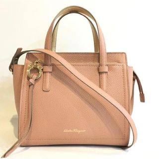 サルヴァトーレフェラガモ(Salvatore Ferragamo)の【さくらん🌸様専用】SalvatoreFerragamo エイミー バッグ(ハンドバッグ)