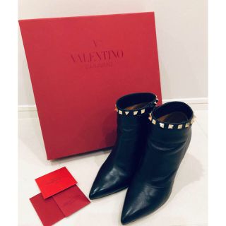 ヴァレンティノ(VALENTINO)のお取置き SALE ヴァレンティノ  ショートブーツ (ブーツ)