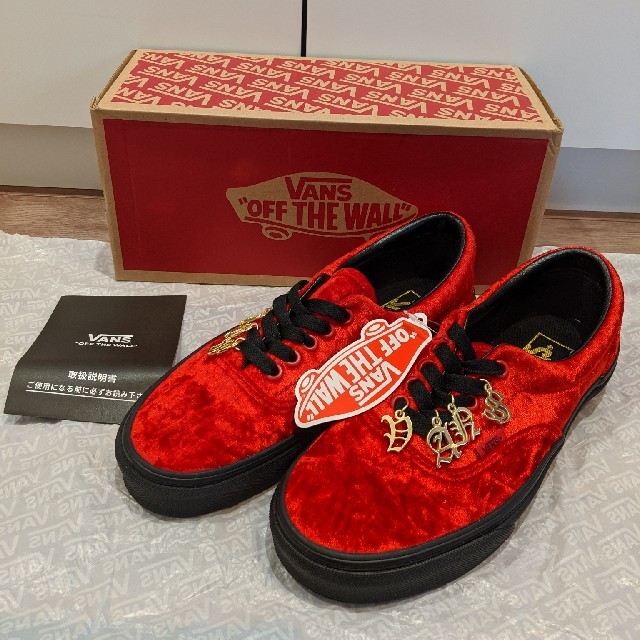 VANS(ヴァンズ)の新品 US企画 VANS エラ ERA ヴァンズ 未使用 バンズ レディースの靴/シューズ(スニーカー)の商品写真