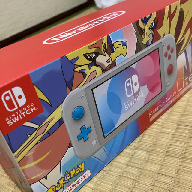 Nintendo Switch Lite ザシアン ザマゼンタ