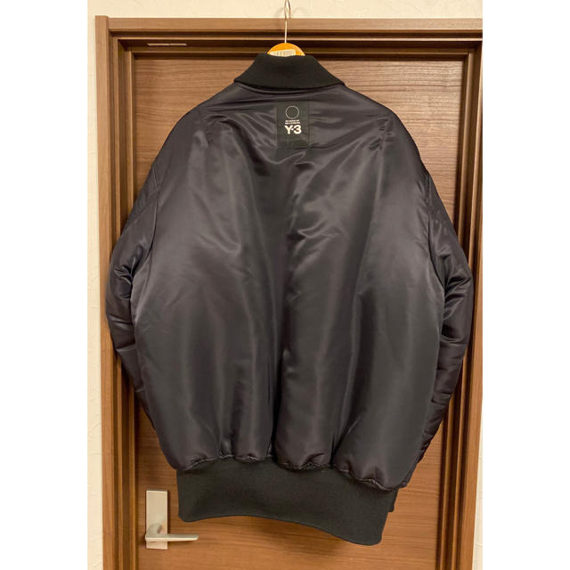Y-3(ワイスリー)のY3 オーバーサイズ　ボンバージャケット メンズのジャケット/アウター(フライトジャケット)の商品写真