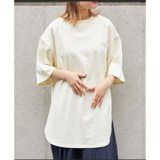 ページボーイ(PAGEBOY)の【新品未使用】無地サイドスリットビックシルエットTシャツ(Tシャツ(半袖/袖なし))