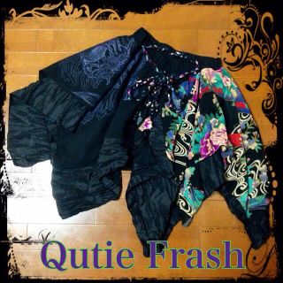 Qutie Frash▼和柄スカート(ミニスカート)