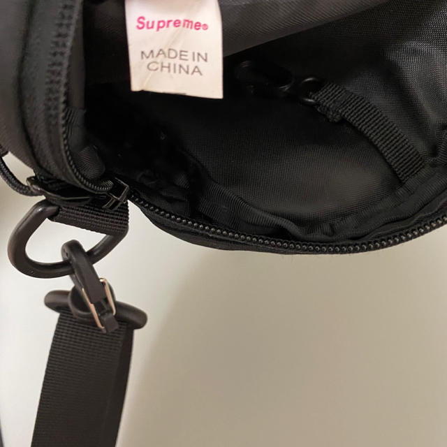 Supreme(シュプリーム)のsupreme ミニショルダー メンズのバッグ(ショルダーバッグ)の商品写真