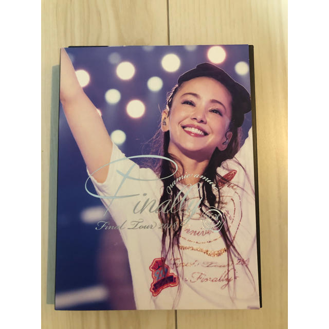 【青空さん専用】namie　amuro　2018～Finally～（東京 エンタメ/ホビーのDVD/ブルーレイ(ミュージック)の商品写真