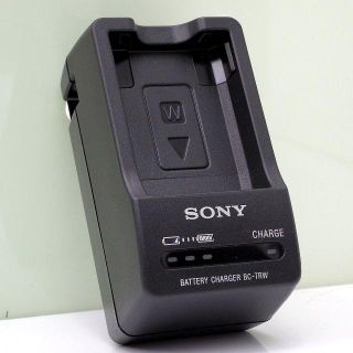 ソニー(SONY)のSONY BC-TRW ソニー バッテリーチャージャー(その他)