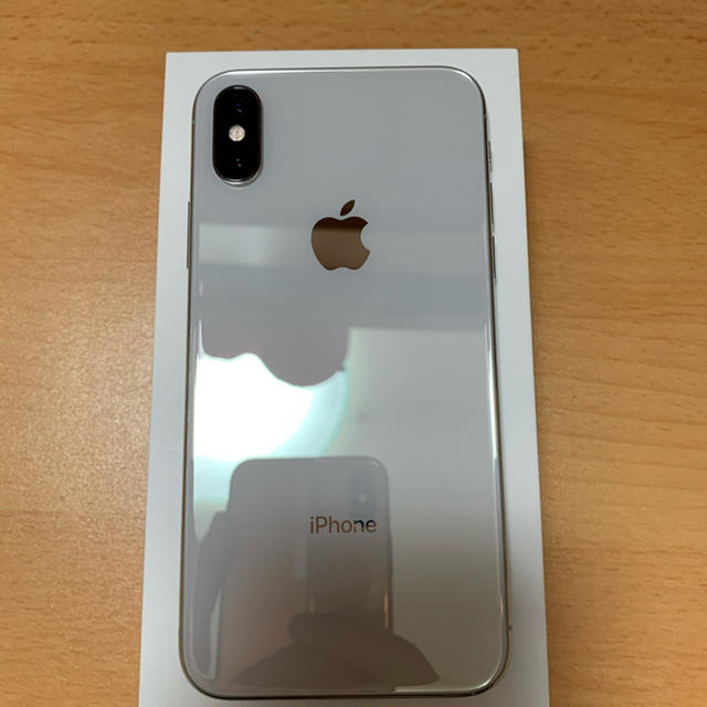 iPhone Xs Silver 64 GB SIMフリー | www.bonitaexclusive.com