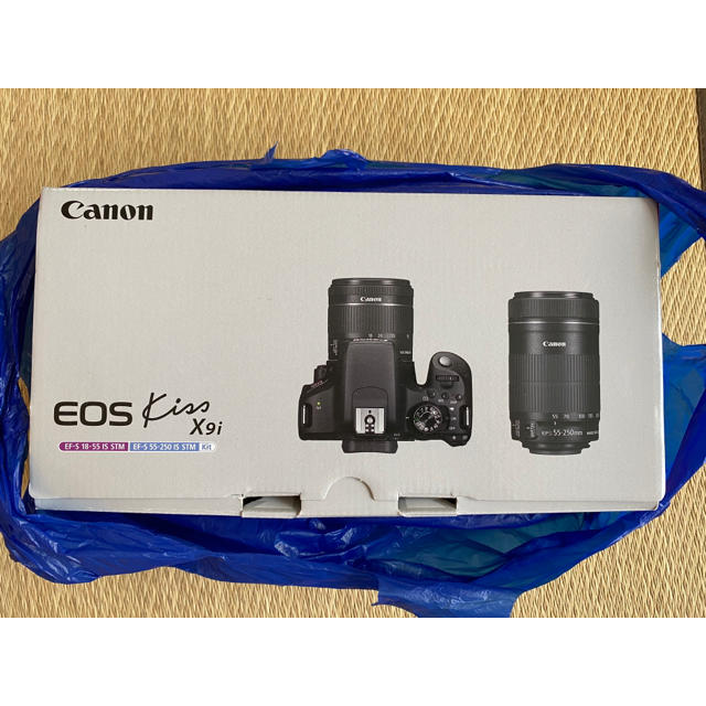 【専用】canon EOS Kiss X9i ダブルズームキット 一眼レフカメラ