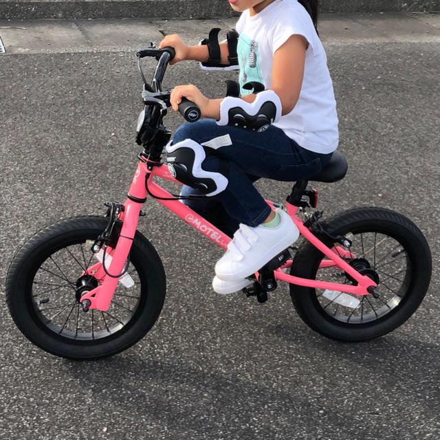 セール! MOTELWORKSモーテルワークス JUICY 14インチ BMX | ochge.org