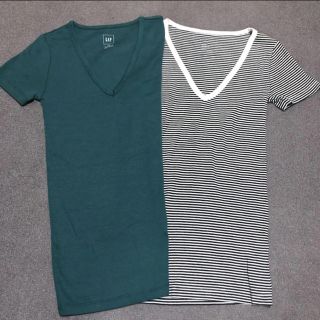 ギャップ(GAP)のgap Tシャツ  Vネック 2枚セット 未使用品　美品 最終価格 (Tシャツ(半袖/袖なし))