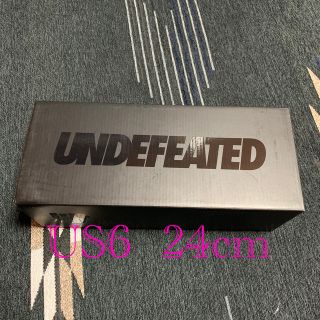 アンディフィーテッド(UNDEFEATED)のundefeated 5 STRIKE SLIDE(スニーカー)