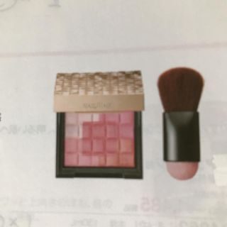 マキアージュ(MAQuillAGE)のマキアージュ ドラマティックムードヴェール PK200 8g(チーク)