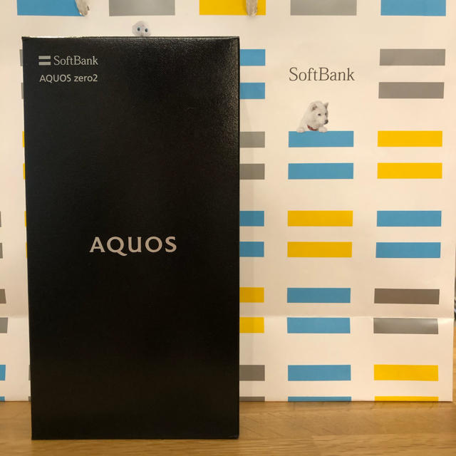 AQUOS(アクオス)のSoftbank AQUOS ZERO2 スマホ/家電/カメラのスマートフォン/携帯電話(スマートフォン本体)の商品写真