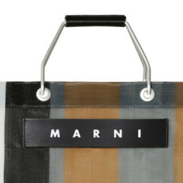 Marni(マルニ)のaaさま　MARNI MARKET  新色ソフトベージュ　入手困難　 レディースのバッグ(トートバッグ)の商品写真