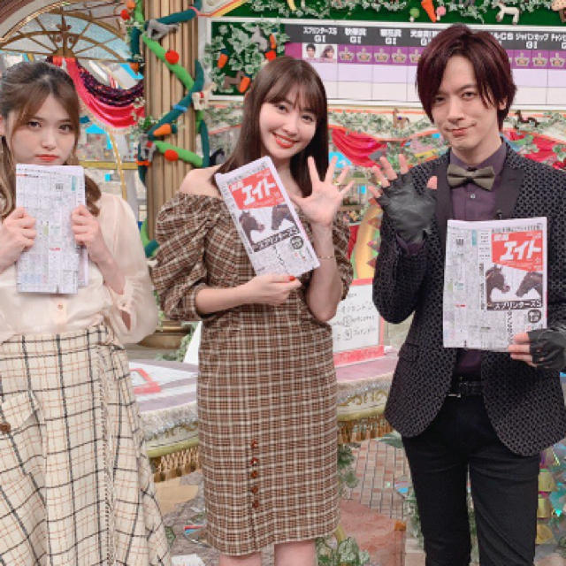 AKB48(エーケービーフォーティーエイト)のherlipto Off The Shoulder Plaid Dress レディースのワンピース(ひざ丈ワンピース)の商品写真