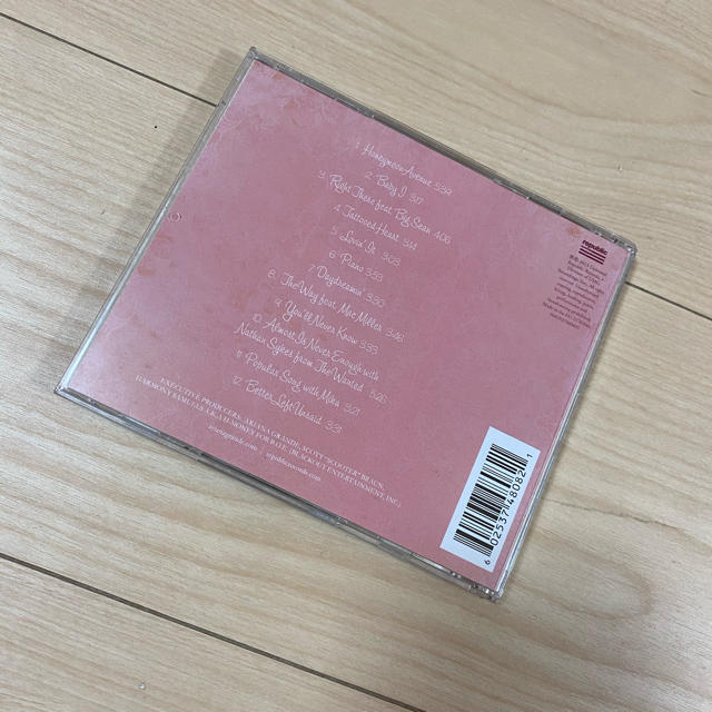 アリアナグランデ　アルバム　ARIANA GRANDE YOURS TRULY エンタメ/ホビーのCD(ポップス/ロック(洋楽))の商品写真