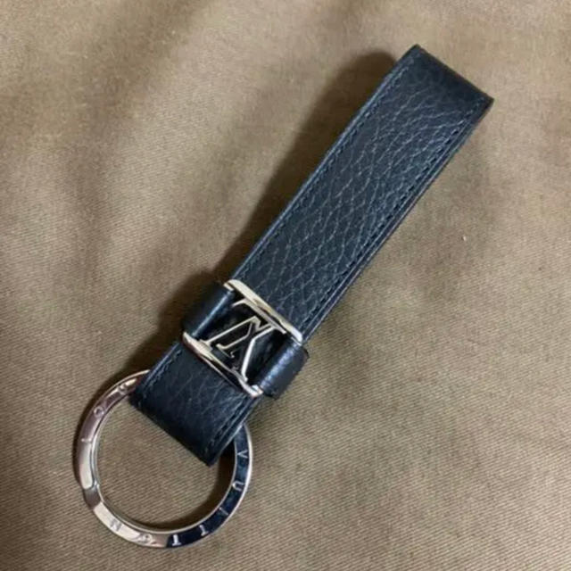 LOUIS VUITTON キーリング