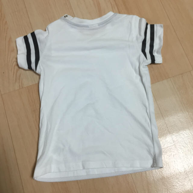 H&M(エイチアンドエム)のH&M kidsTシャツ キッズ/ベビー/マタニティのベビー服(~85cm)(Ｔシャツ)の商品写真