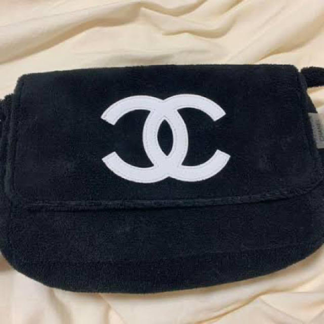 CHANEL ノベルティバッグ　BTSテテ着用BURBBERY