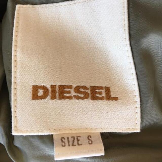 DIESEL(ディーゼル)のディーゼル コート レディース カーキ レディースのジャケット/アウター(その他)の商品写真