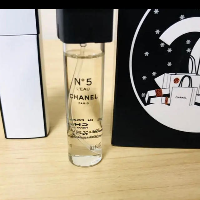 CHANEL - CHANEL No.5 ロー オードゥ トワレット ミニ ツィスト&スプレイの通販 by ネコ's shop｜シャネルならラクマ