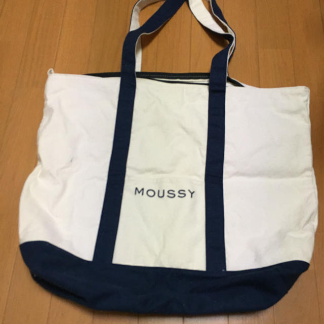 moussy(マウジー)の2015福袋バッグ レディースのバッグ(トートバッグ)の商品写真